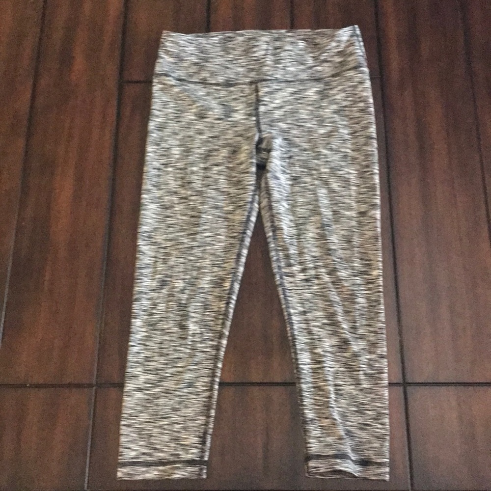 Cropped Reflex Athletic Leggings